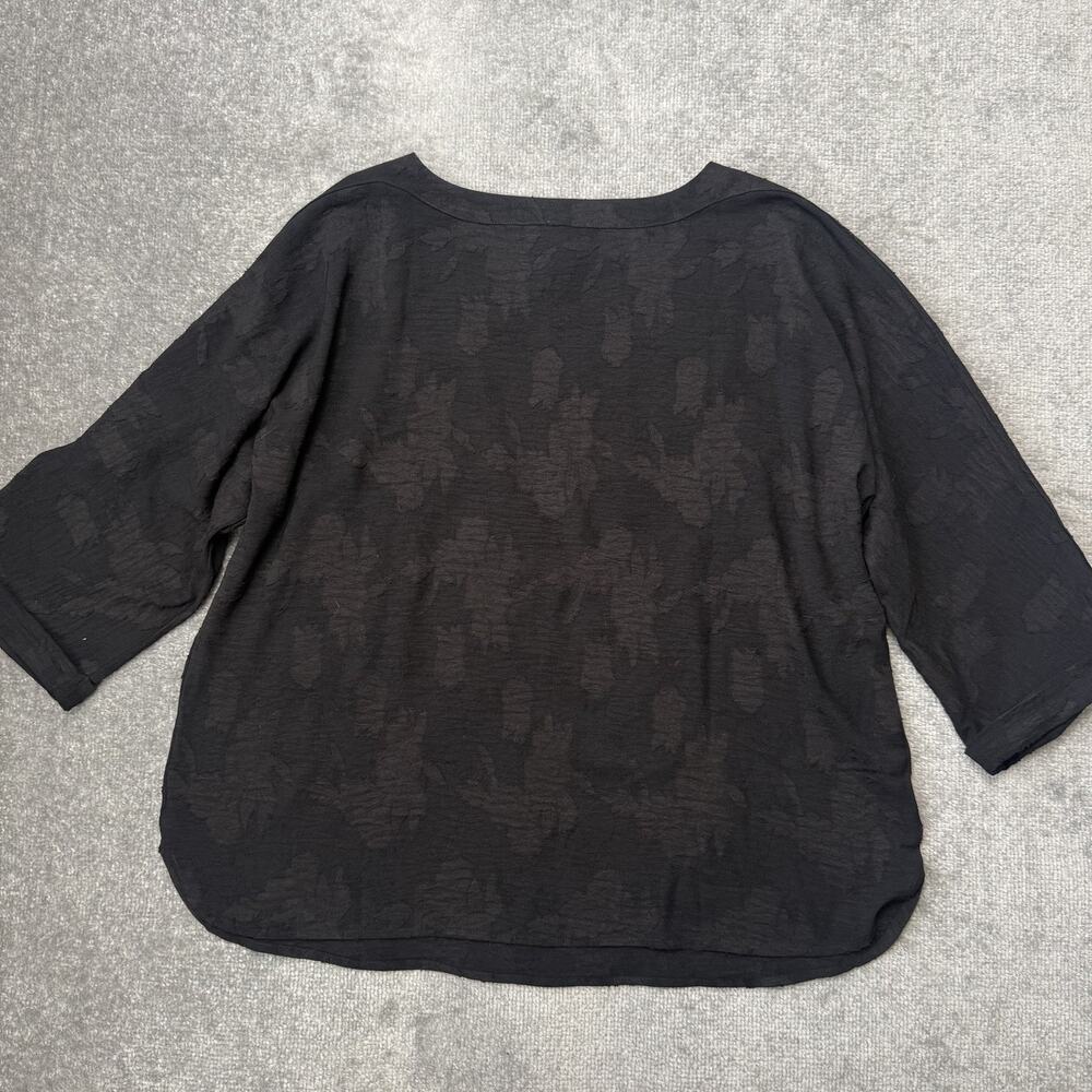 Chicos Shirt Womens 3 (US XL) Black Textured Jacquard Floral Pullover Blouse Top - Picture 8 of 8